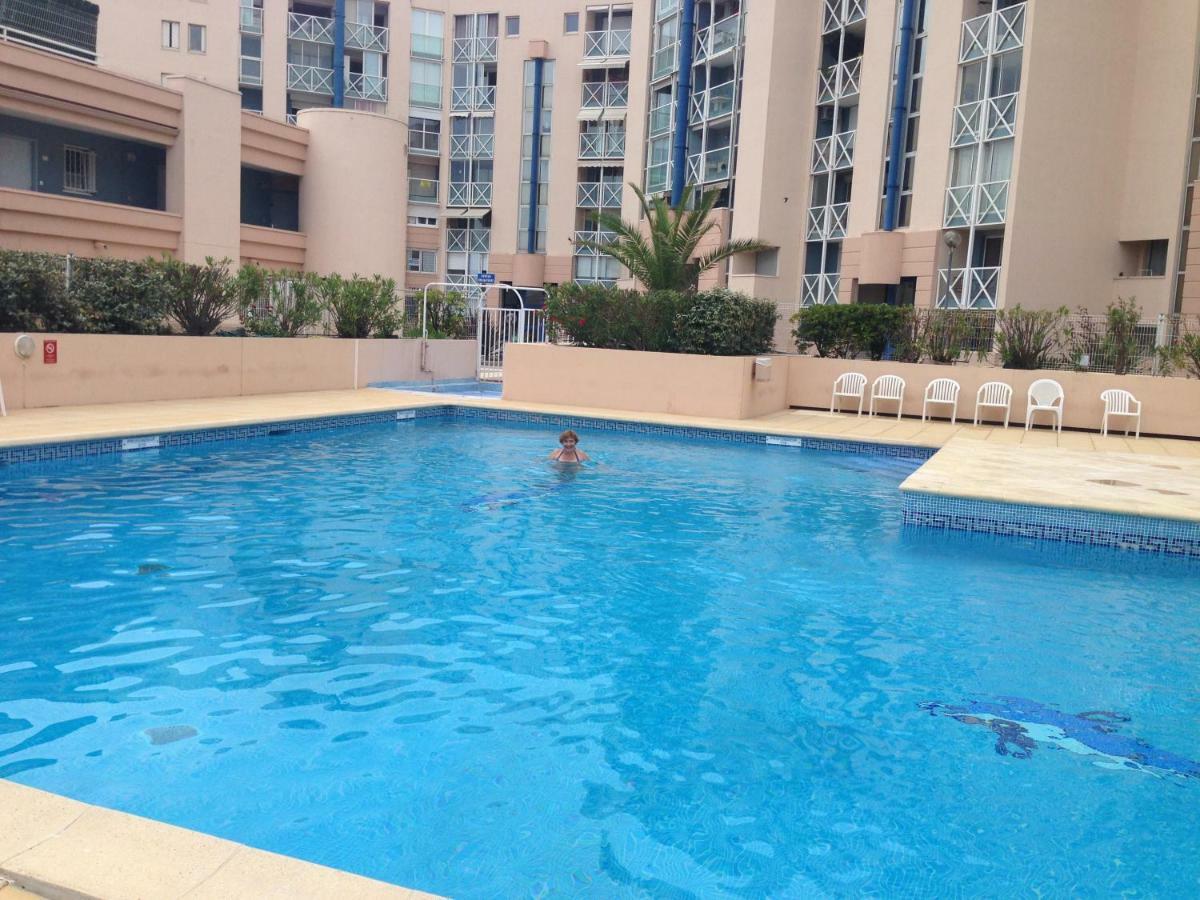 Residence Avec Piscine Et Box, Vue Sur Mer Sete Luaran gambar