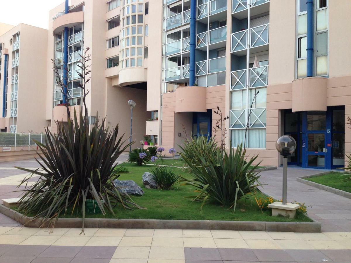 Residence Avec Piscine Et Box, Vue Sur Mer Sete Luaran gambar